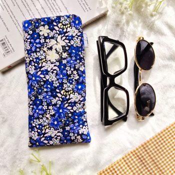 Handcrafted Soft pure cotton fabric Protective Sunglasses Case/Pouch for Women & Men | Anti-scratch Eyeglass Case Pouches |Glares Case Soft Cover sunglass pouch,Spectacles Pouch, Sunglasses Cover for Goggles Women | Fancy Cute Eyeglasses/Sunglasses Case for Women/Girls (Blue White floral)