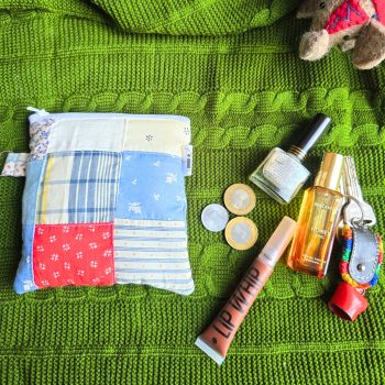 Compact Coin Pouch/Zipper Pouch for Women | Stylish Mini Organizer Pouch| Travel-Friendly Purse |Multi-Purpose Coin Purse| Travel Essentials|Organizer for Cards, Keys & Accessories (Patchwork, Designs may vary)