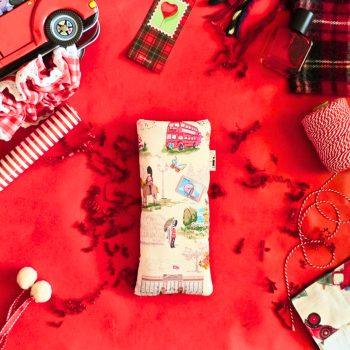 Handcrafted London Park Printed 100% cotton fabric Protective Sunglasses Case/Pouch for Women & Men | Anti-scratch Eyeglass Case Pouches |Glares Case Soft Cover sunglass pouch,Spectacles Pouch, Sunglasses Cover for Goggles Women | Fancy Cute Eyeglasses/Sunglasses Case for Women/Girls (London Park)